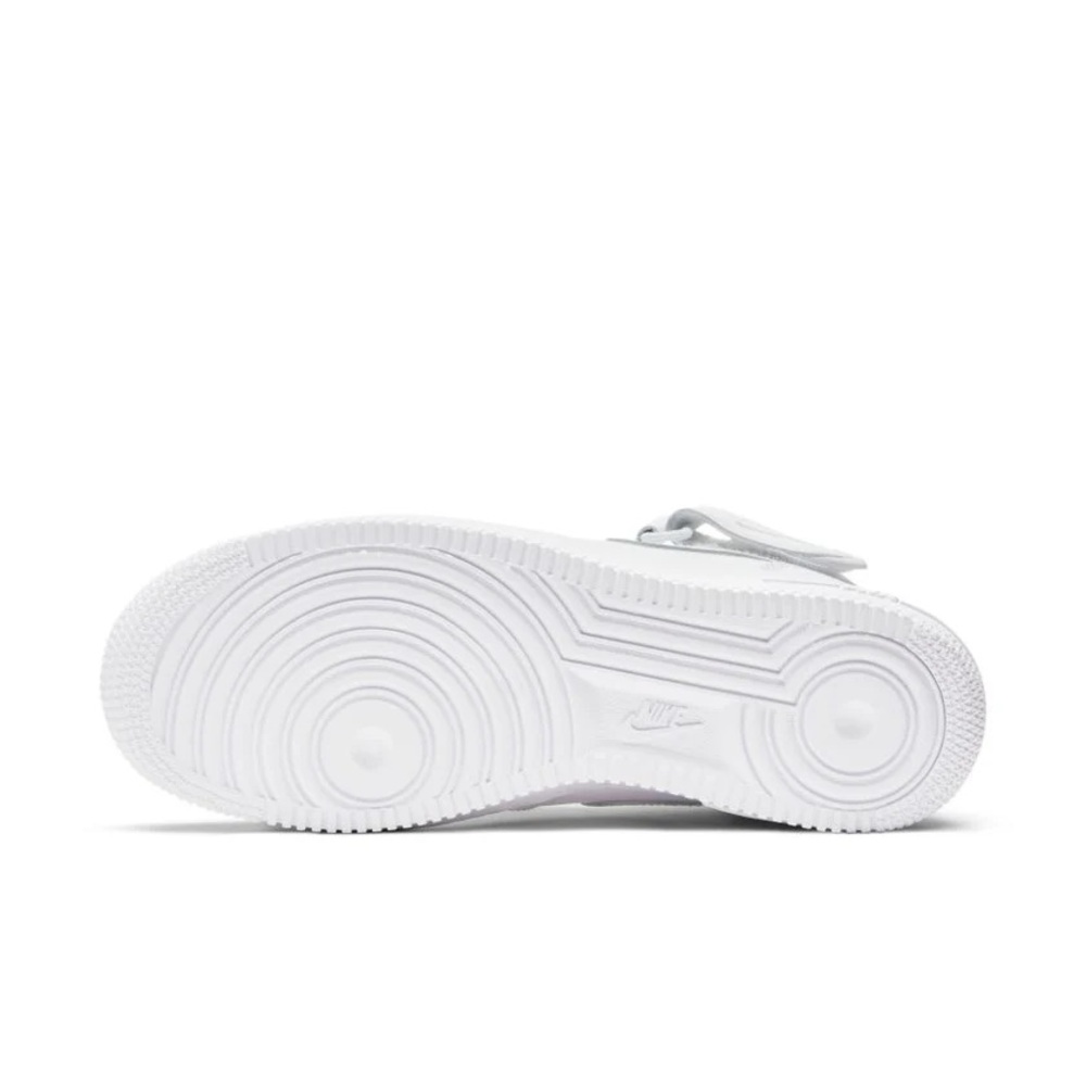 Nike Men's Classic White 2019 Mid 07’ Air Force 1 Sneakers - Picture 6 of 9